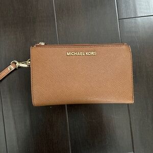 Michael Kors wristlet clutch